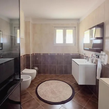 Whole Floor In Upscale Neighborhood * Tirana