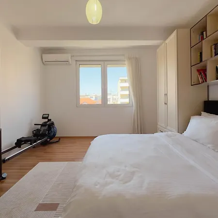 Whole Floor In Upscale Neighborhood Tirana